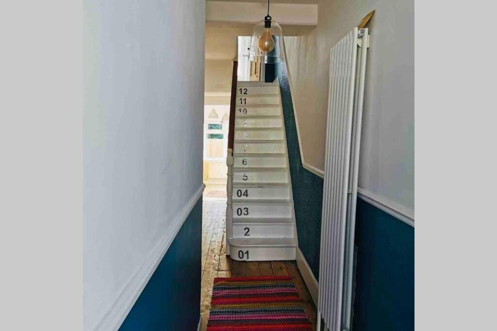 Lovely Seaside Town House Hastings Bagian luar foto